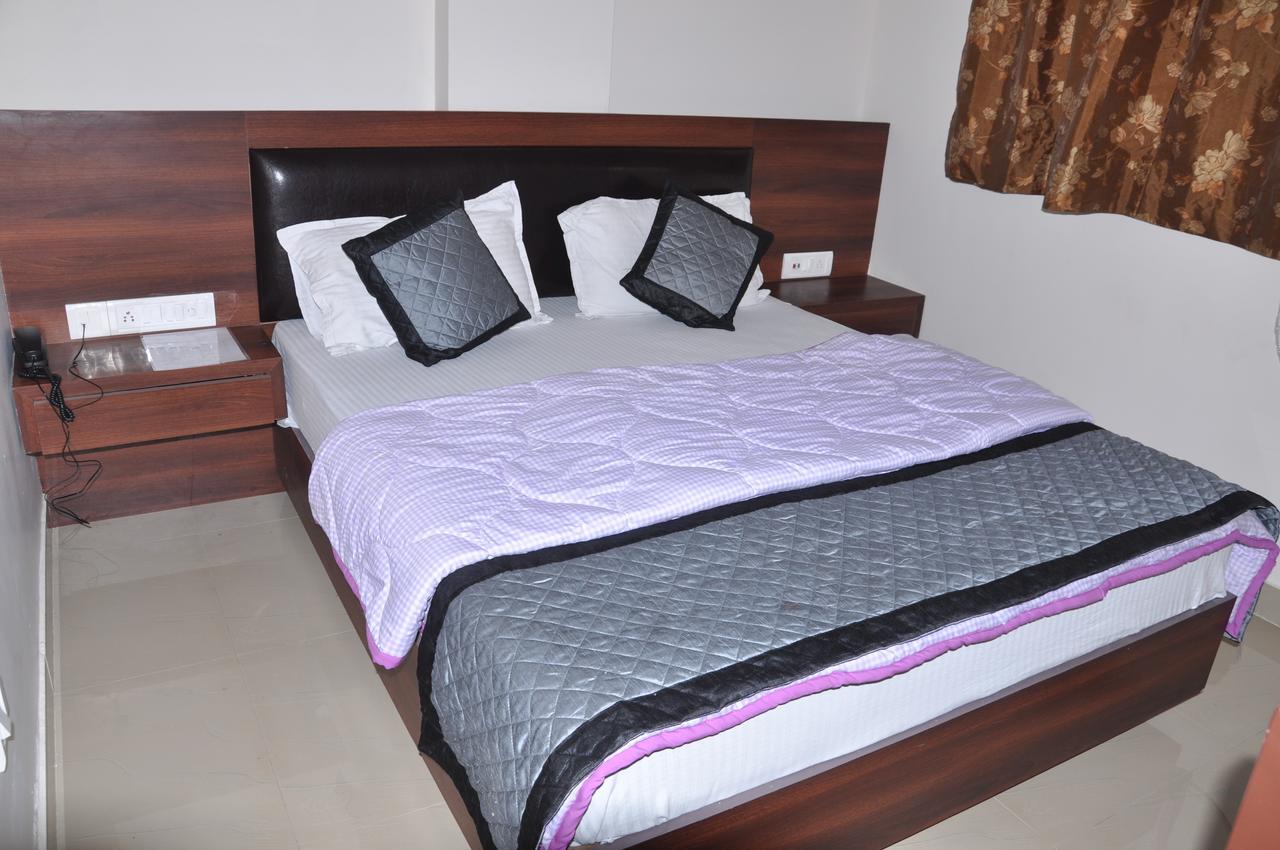 Hotel O Apple Jaipur Extérieur photo